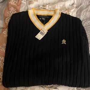Brand new Tommy Hilfiger crewneck sweater
